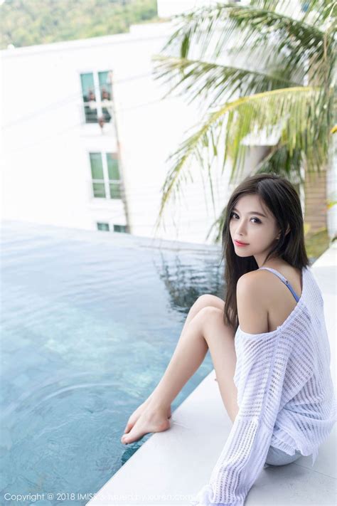 揭秘网络时代的情感与欲望：数字世界中的爱与挑战